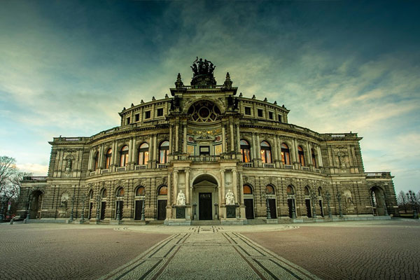semperoper-in-dresden